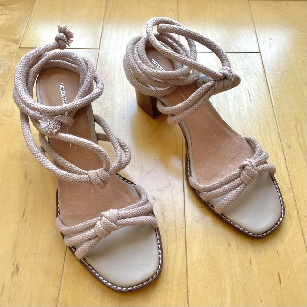Intentionally Blank Tipsy Rope Lace Up Heel Sandal Size 7.5